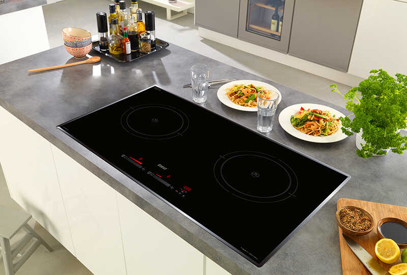 bếp từ báo lỗi E2